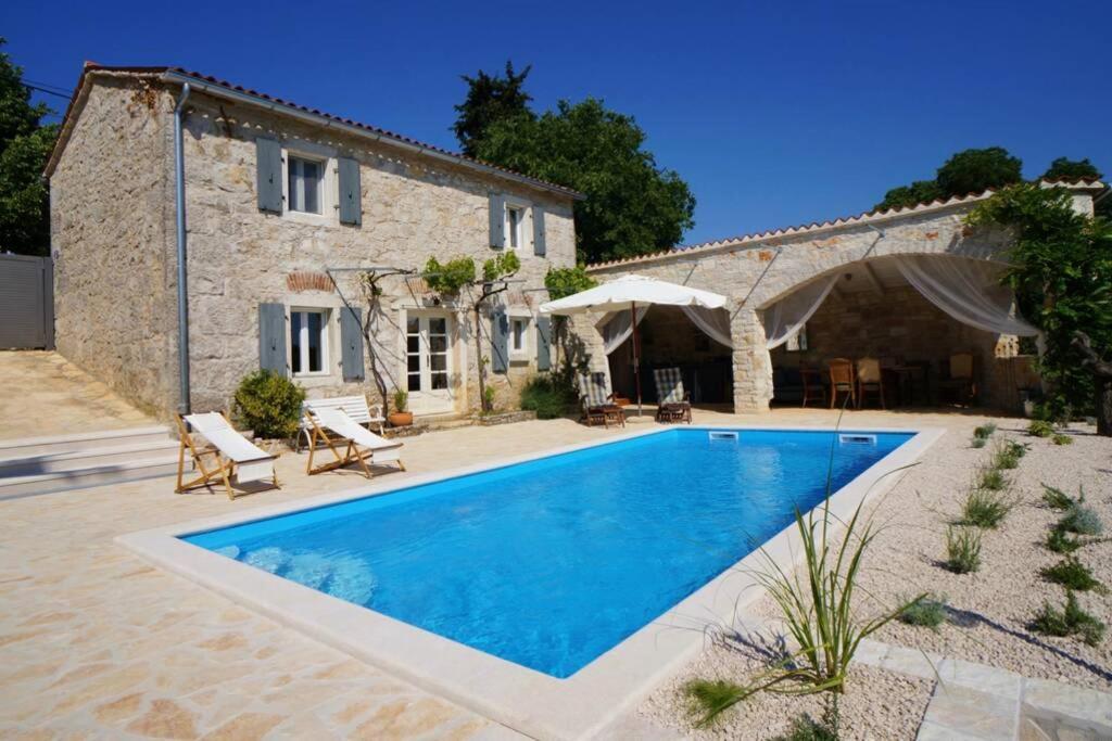Ferienhaus Villa Alisia, Wunderschoenes Natursteinhaus Bei Porec, Istrien, Kroatien Vranje Selo Dış mekan fotoğraf