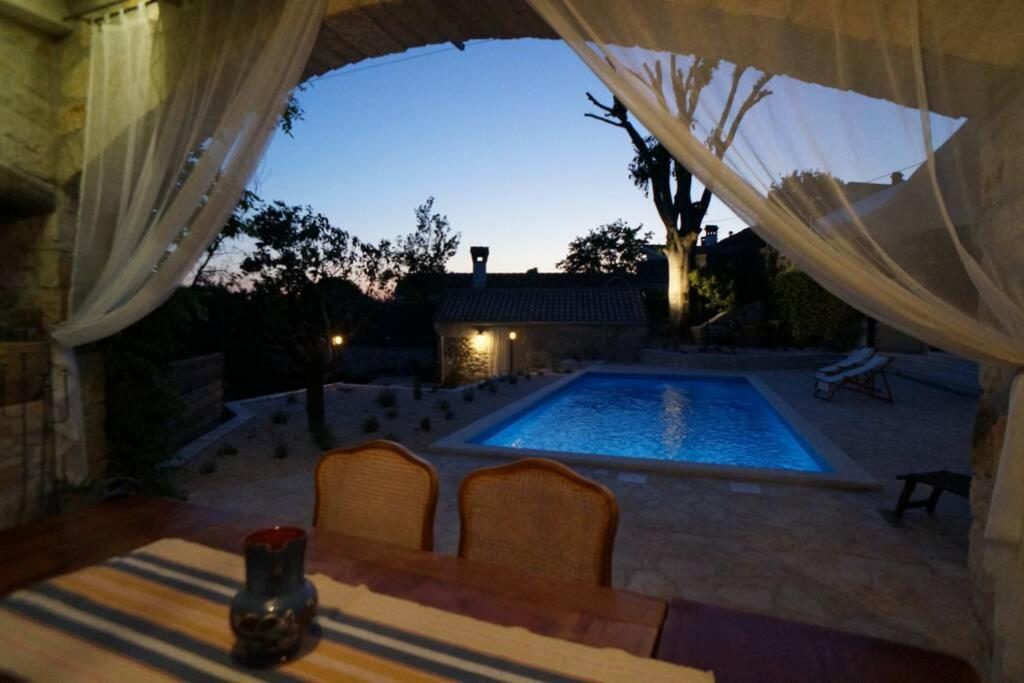 Ferienhaus Villa Alisia, Wunderschoenes Natursteinhaus Bei Porec, Istrien, Kroatien Vranje Selo Dış mekan fotoğraf