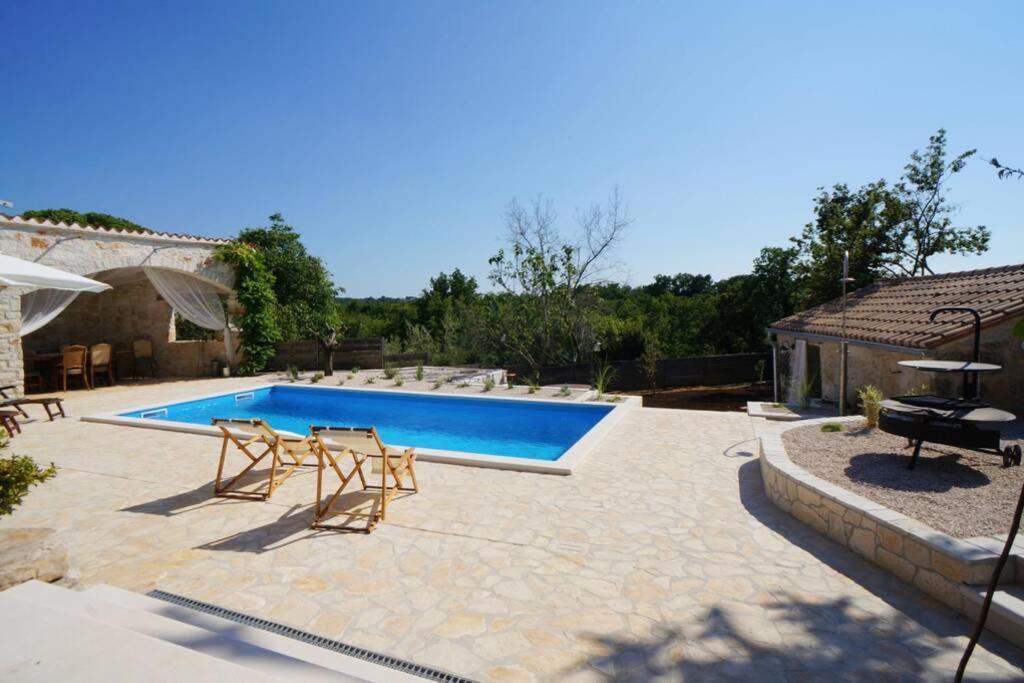 Ferienhaus Villa Alisia, Wunderschoenes Natursteinhaus Bei Porec, Istrien, Kroatien Vranje Selo Dış mekan fotoğraf